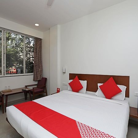 Oyo 1194 Hotel Gulmohr Pune Exterior photo