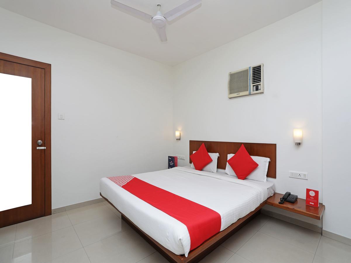 Oyo 1194 Hotel Gulmohr Pune Exterior photo