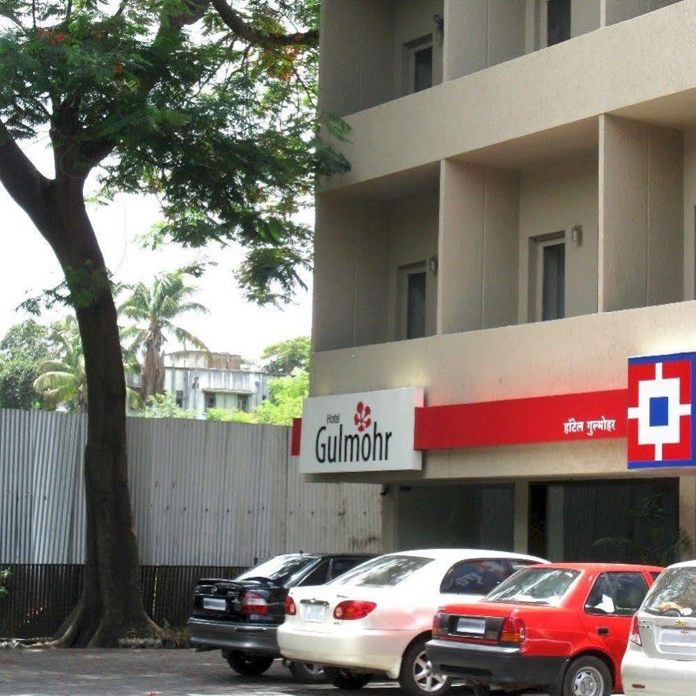 Oyo 1194 Hotel Gulmohr Pune Exterior photo